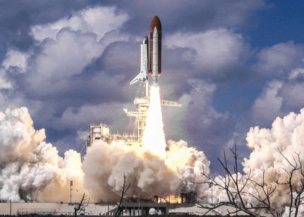 1988: First space shuttle flight since Challenger disaster